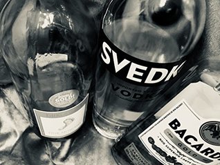 Full Download Drunken Dreams & Sober Goodbyes: A poetry book about abuse, love, heartbreak, rape, and learning to love yourself. - Nikki Powers file in PDF